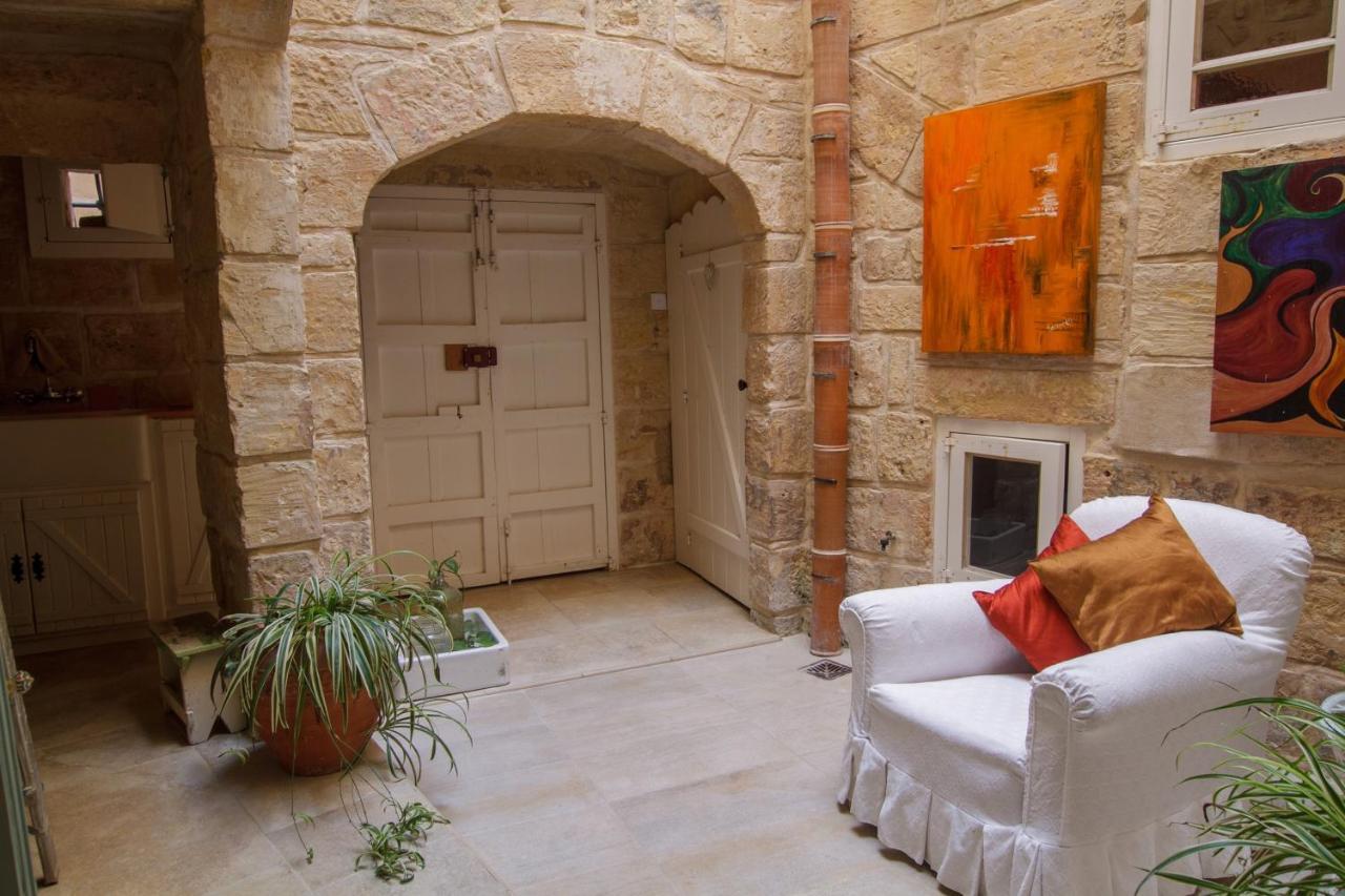 Vila Town House Steeped In History Rabat Exteriér fotografie
