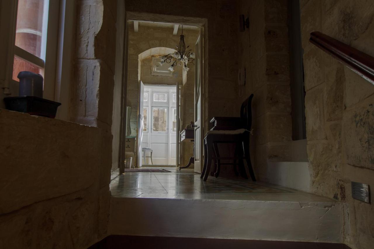 Vila Town House Steeped In History Rabat Exteriér fotografie