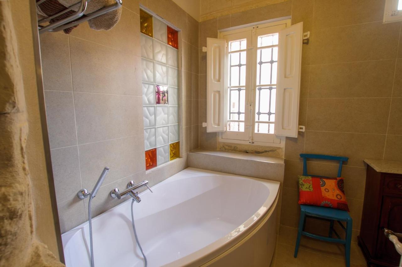 Vila Town House Steeped In History Rabat Exteriér fotografie